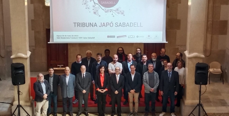 Els participants a aquesta tribuna juntament a Lluís Matas, Montse González | Cedida